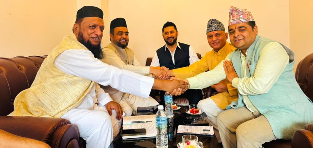 जनताको नेता बन्ने कि भ्रष्ट राष्ट्रघाती? - Image 3