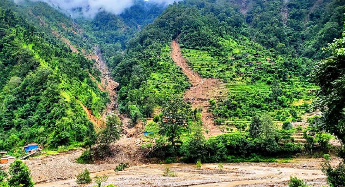 रोल्पाको सुनछहरी पहिरोमा मृत्यु हुनेको संख्या चार पुग्यो, सबै बेपत्ताको अवस्था खुल्यो - Image 1