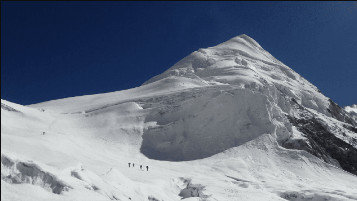 Five bodies recovered from Yalung Ri months after avalanche - Image 1