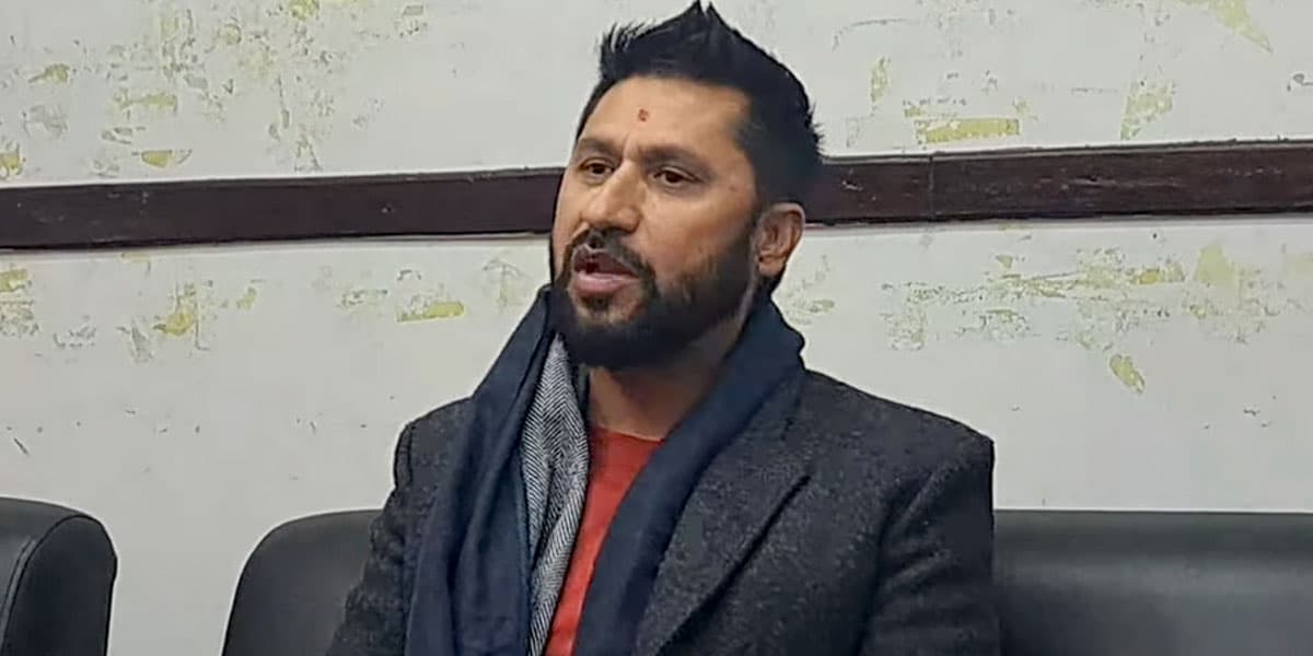 सडक सीमा पुनरावलोकनका लागि रवि लामिछानेसँग ताप्लेजुङका सरोकारवालाको आग्रह - Image 1