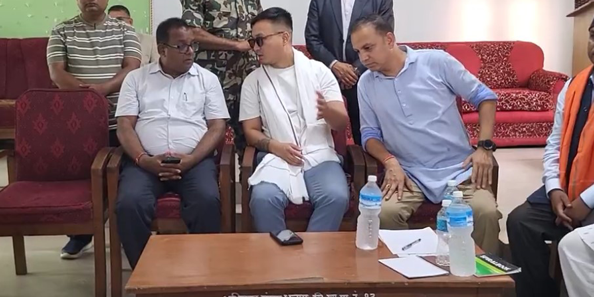 ‘मार्ग प्रशस्त’को चर्चापछि मुख्यमन्त्री कार्कीको प्रतिक्रिया :  यो हाम्रो घरभित्रको आन्तरिक कुरा हो - Image 13