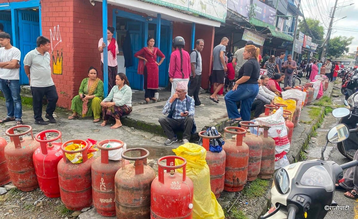हरेक वर्ष बाढी र कटानको दोहोरो त्रासमा चिलिया टापु - Image 1