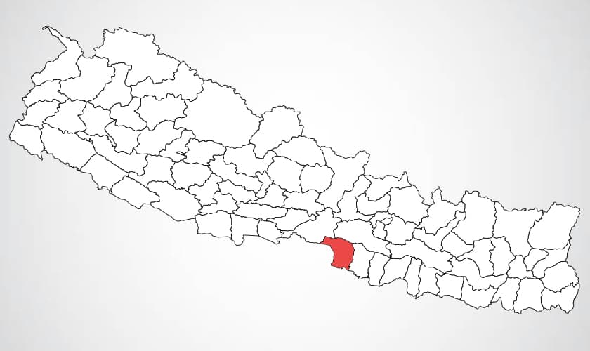 श्रमदानबाट सडक सुरक्षित बनाउन जुटे स्थानीय - Image 25