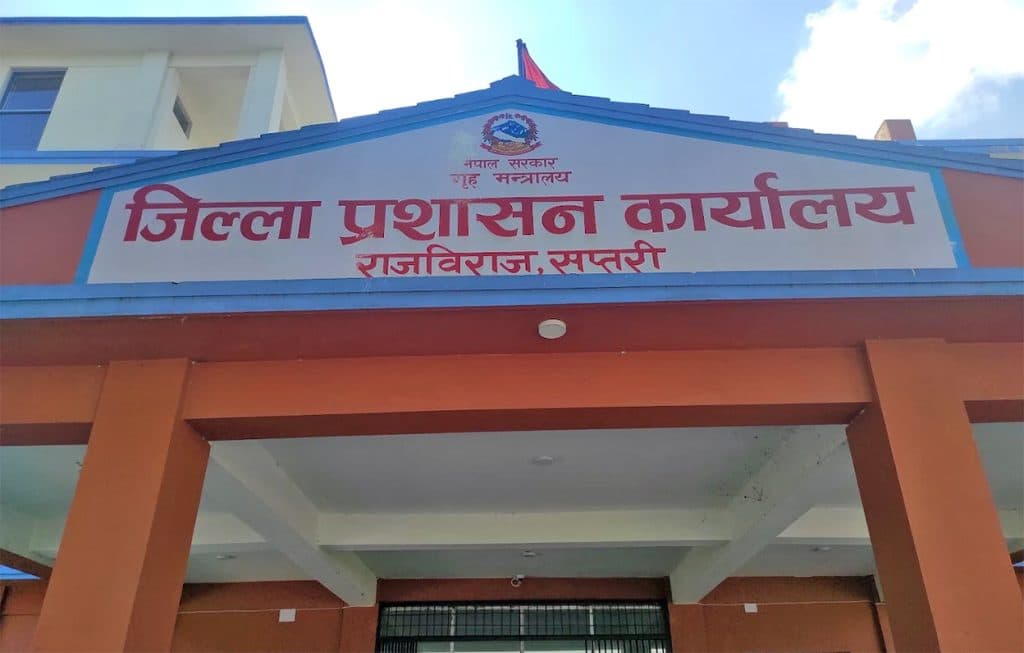 राजविराजमा पनि अनिश्चितकालीन कर्फ्यु, सेना परिचालन - Image 6
