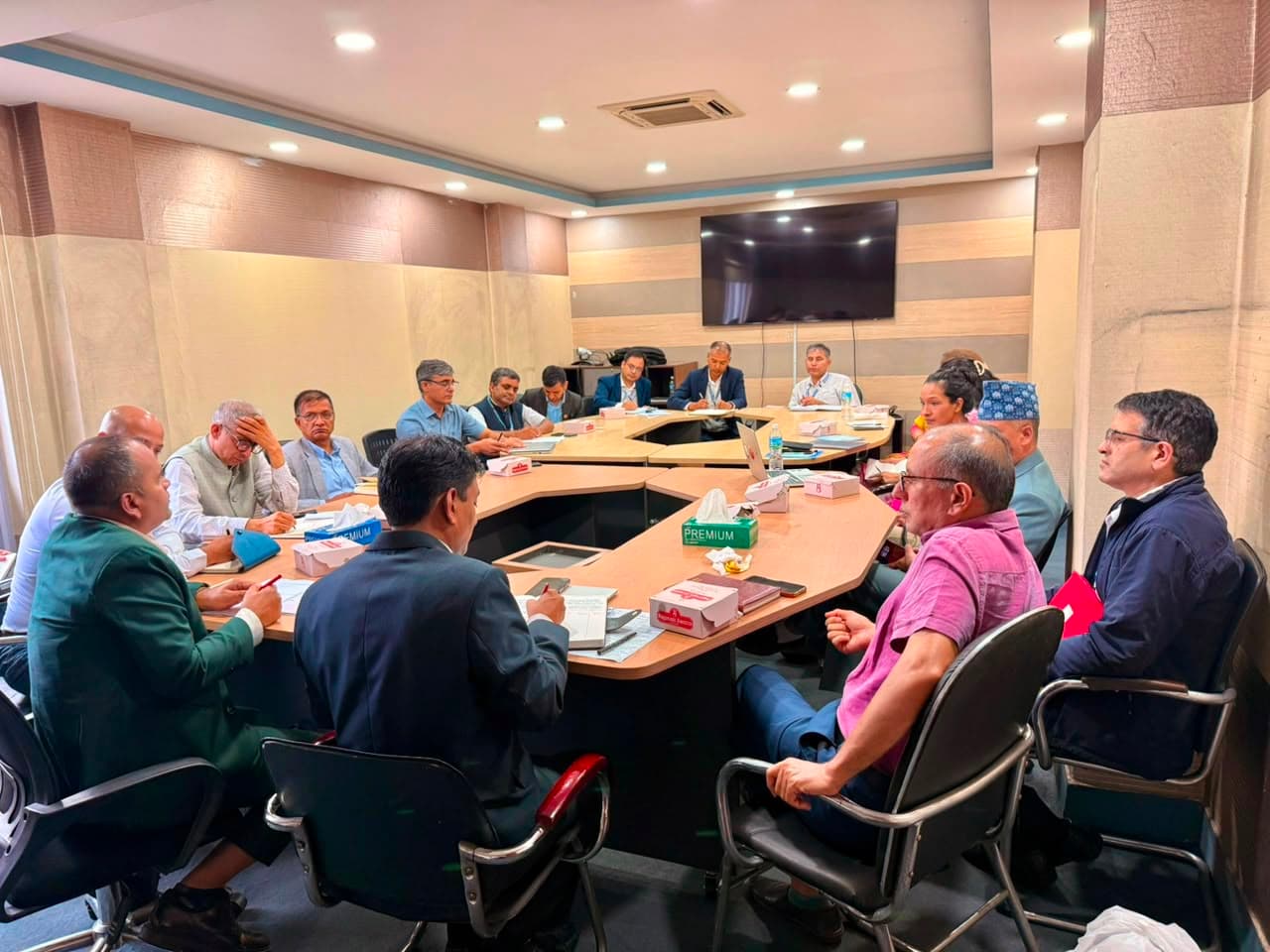 राष्ट्रिय पाठ्यक्रम प्रारूप समयसापेक्ष बनाउने तयारी, प्रतिवेदनलाई प्राथमिकता - Image 1