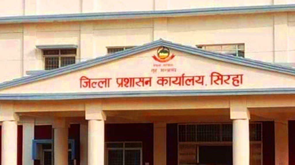 राजविराजमा पनि अनिश्चितकालीन कर्फ्यु, सेना परिचालन - Image 5