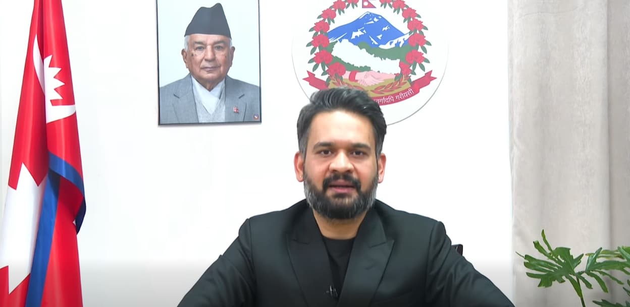 जनताको नेता बन्ने कि भ्रष्ट राष्ट्रघाती? - Image 6