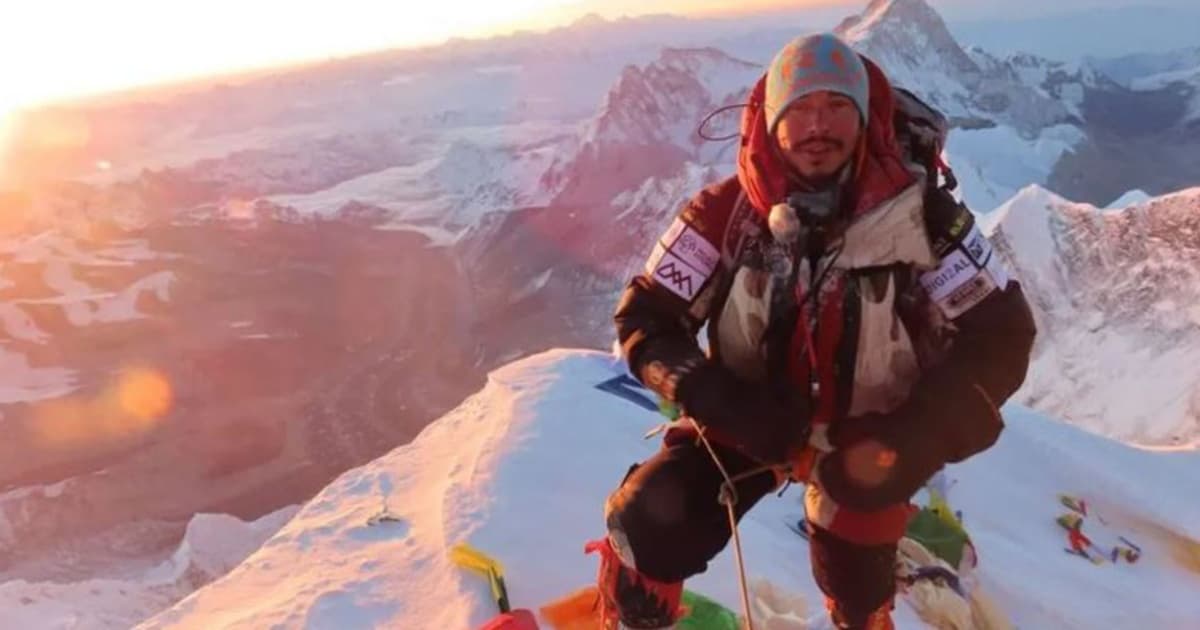 पाकिस्तानकाे हिमपहिरोमा परी बेपत्ता भएका ६ जना नेपाली पर्वतारोही अझै ‘बेपत्ता’ को सूचीमा - Image 1