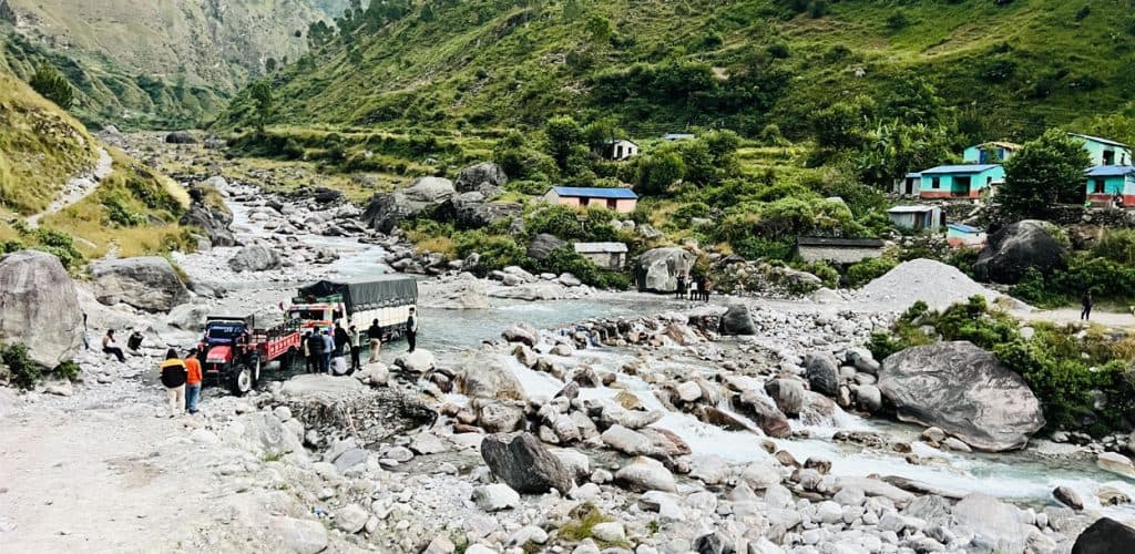 कर्णाली, मध्यपहाडी राजमार्गसहित आठ सडक स्तरोन्नति गरिने - Image 1