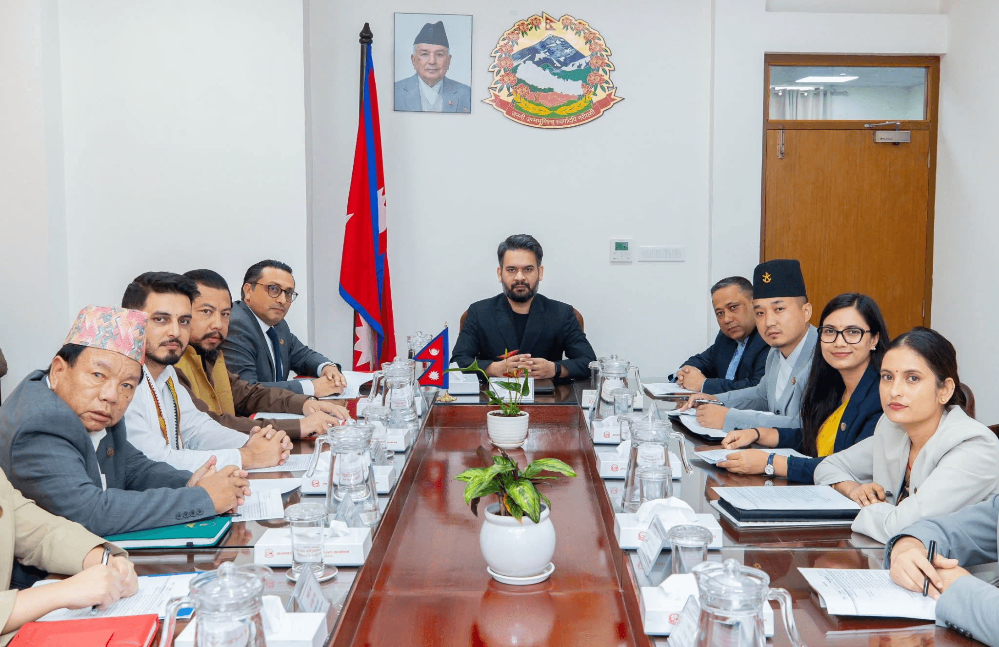 अर्थ समाचार : तथ्याङ्क नियमावली संशोधन स्वीकृत, पोखरा विमानस्थल भ्रष्टाचारमा पूर्वसचिव न्यौपानेसँग साढे ४ लाख धरौटी, शिव शिखर र पशुपति सहकारीका ४२ जना बचतकर्ताको रकम फिर्ता र बङ्गलादेशको गार्मेन्ट क्षेत्रमा संकट - Image 1