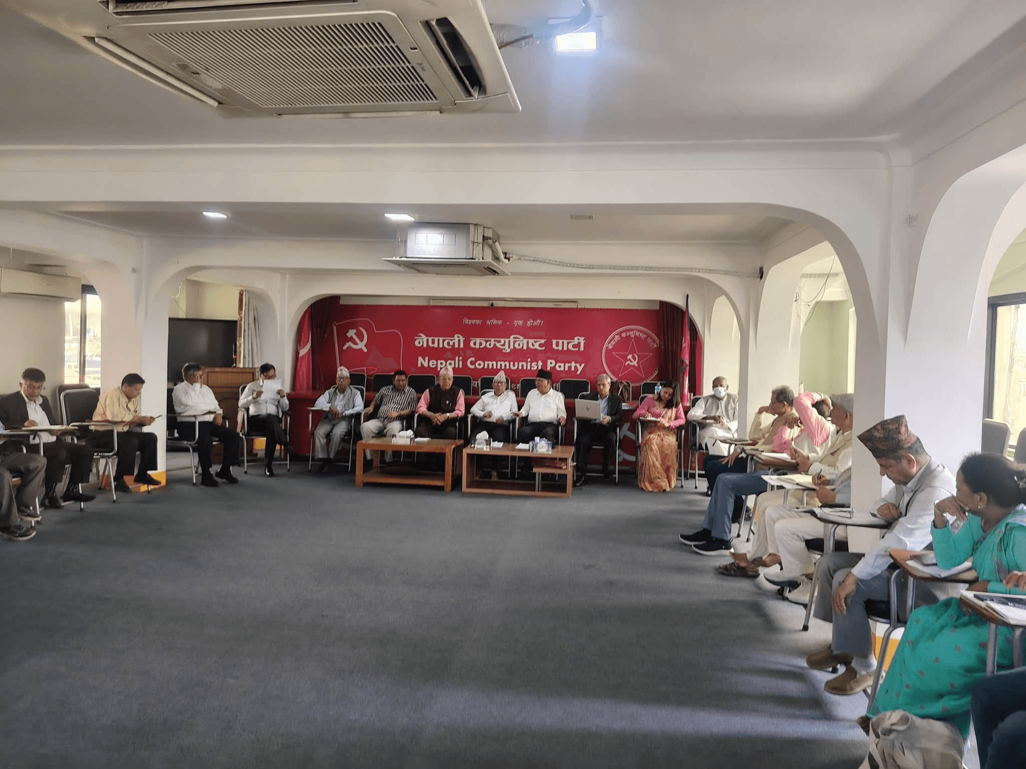 मधेशकेन्द्रित दलसँग प्रधानमन्त्री शाहको दुई घण्टा : के के भए कुराकानी? - Image 9